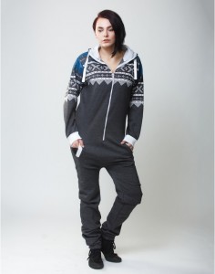 moteriški kombinezonai internetu